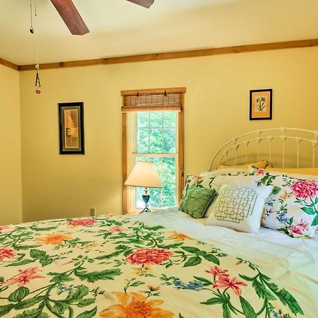 Clearwater Cabin On 10 Acres With Trout Stream! Monterey Екстериор снимка