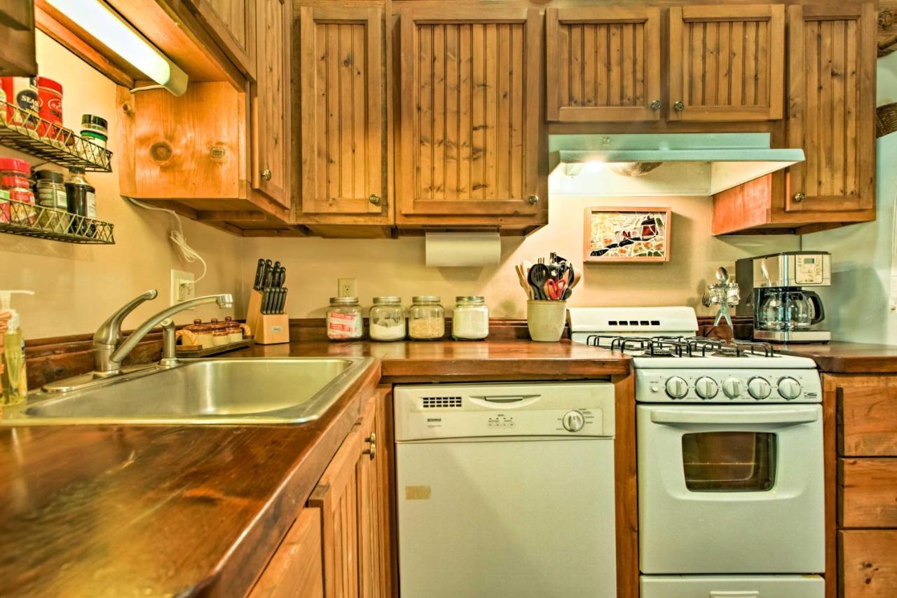 Clearwater Cabin On 10 Acres With Trout Stream! Monterey Екстериор снимка