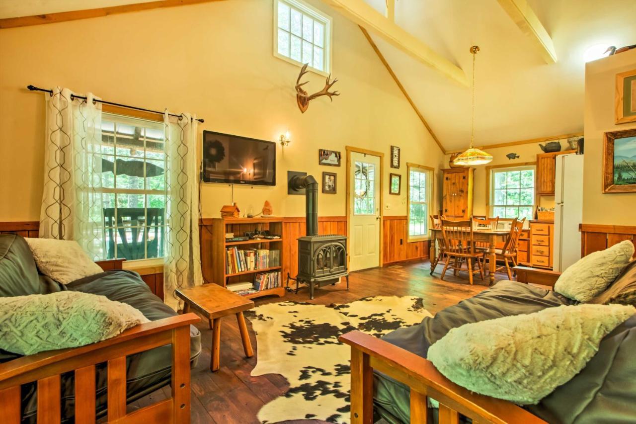Clearwater Cabin On 10 Acres With Trout Stream! Monterey Екстериор снимка