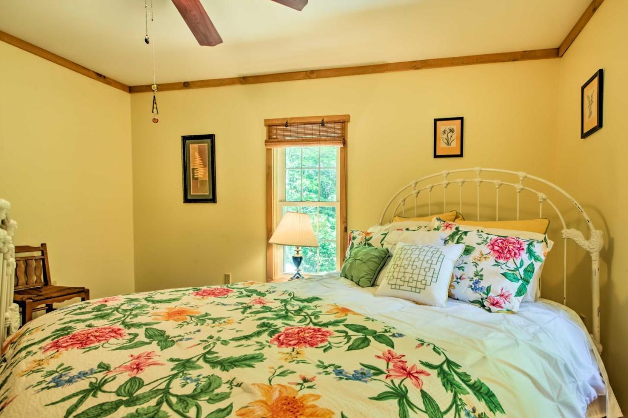 Clearwater Cabin On 10 Acres With Trout Stream! Monterey Екстериор снимка