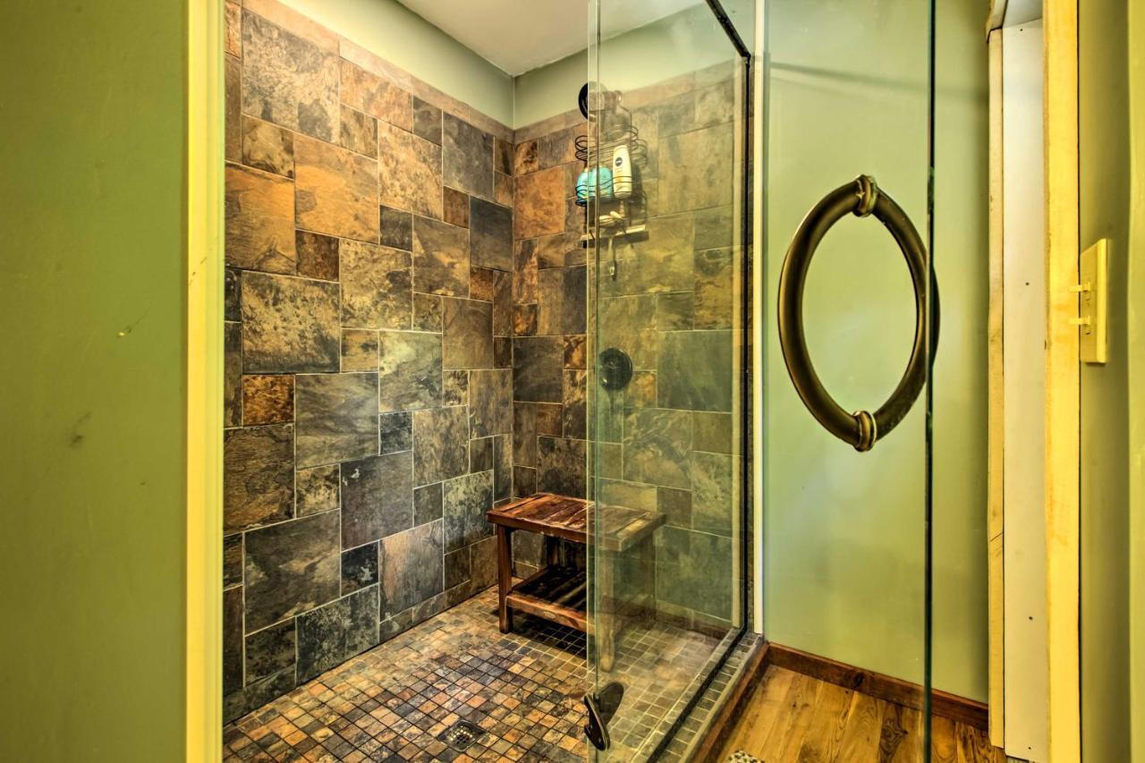 Clearwater Cabin On 10 Acres With Trout Stream! Monterey Екстериор снимка