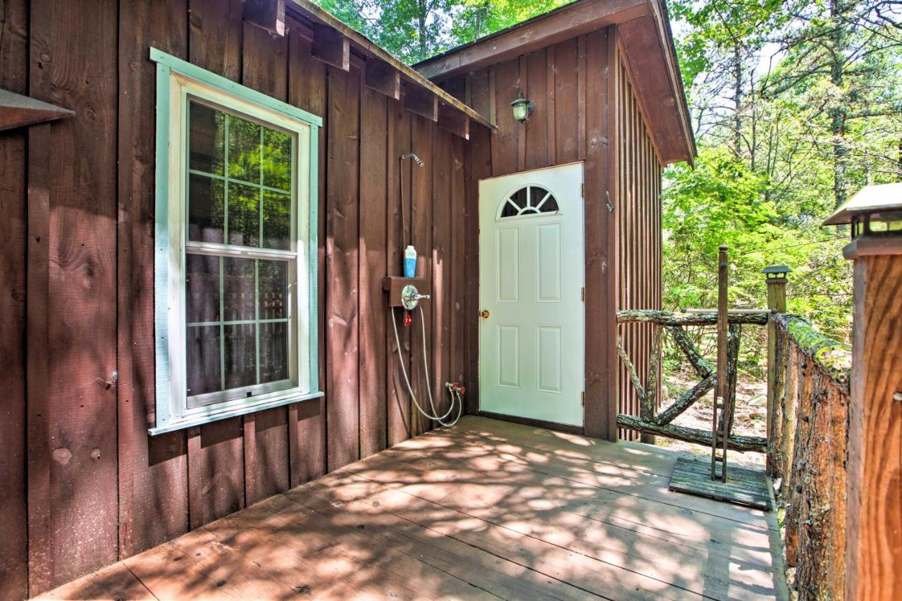 Clearwater Cabin On 10 Acres With Trout Stream! Monterey Екстериор снимка
